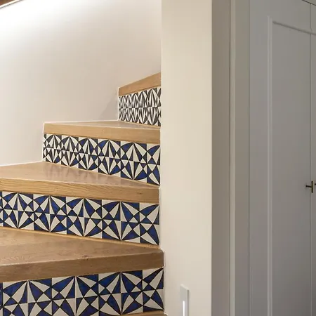 Saudade Alfama Duplex Apartment *